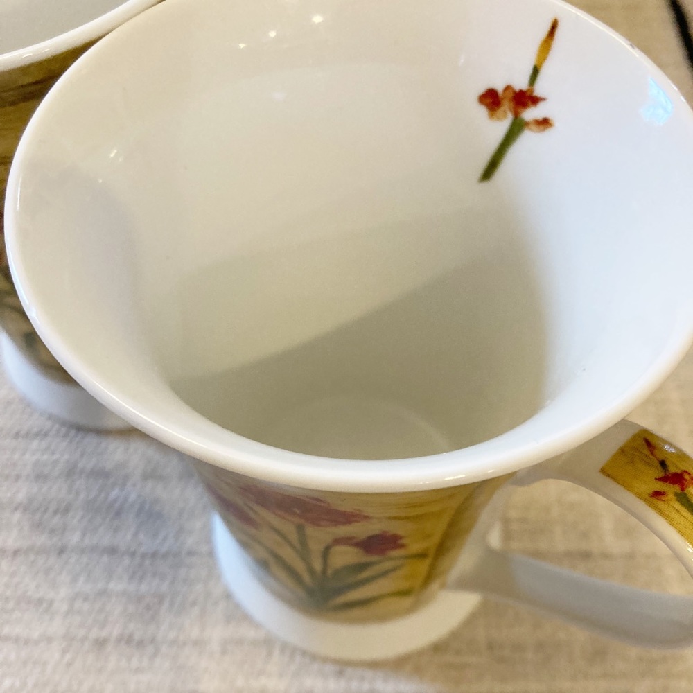 Porcelain Pimpernel Floral Mug Set from Monticello - Picture 6 of 10